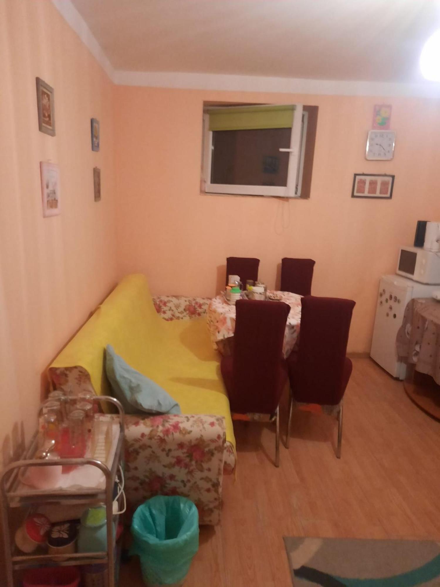Apartament Cu Doua Camere Si Gradina Cluj-Napoca Exterior photo